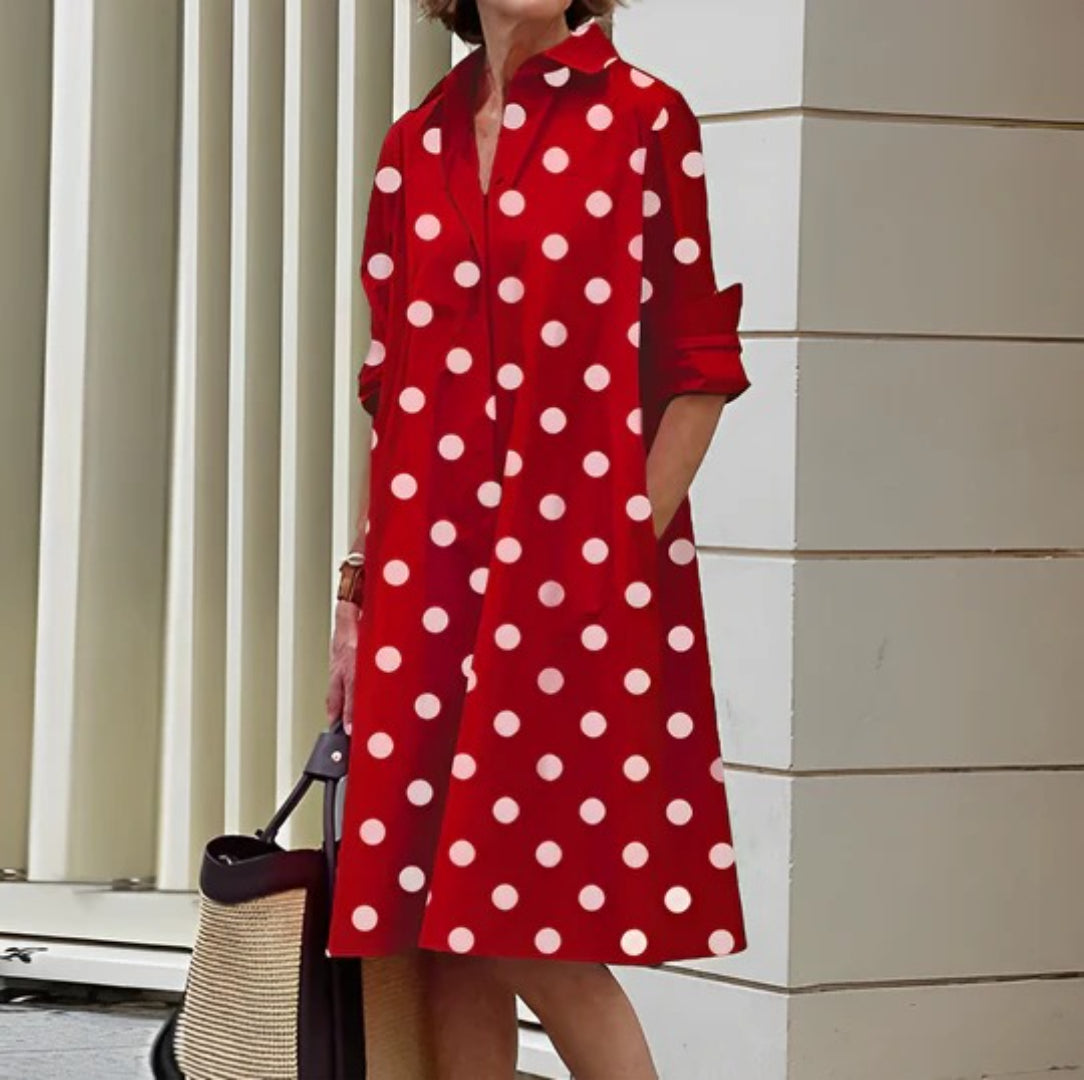 Loose shirt dress with collar and long sleeves