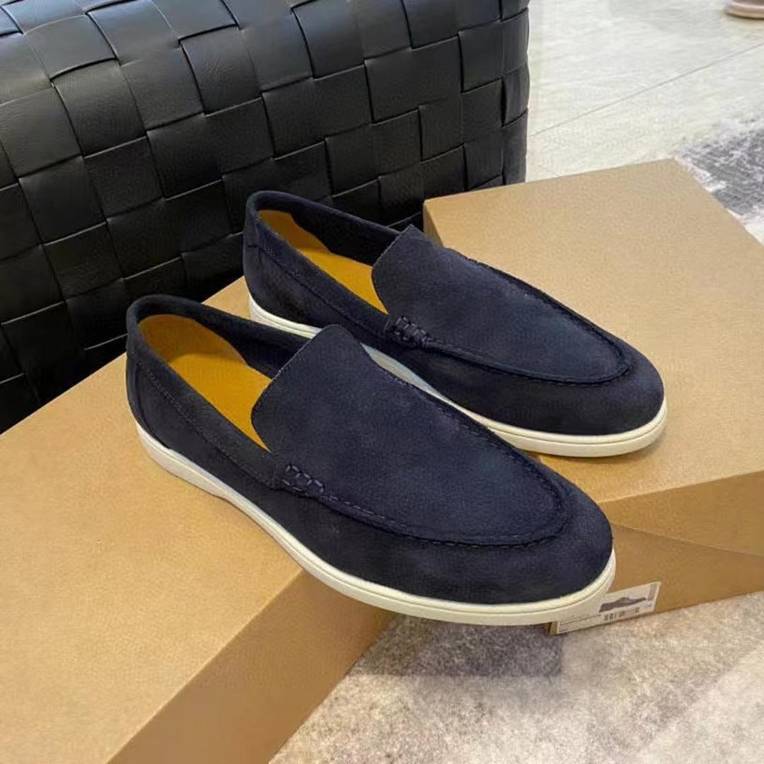 Men’s casual moccasins for everyday use