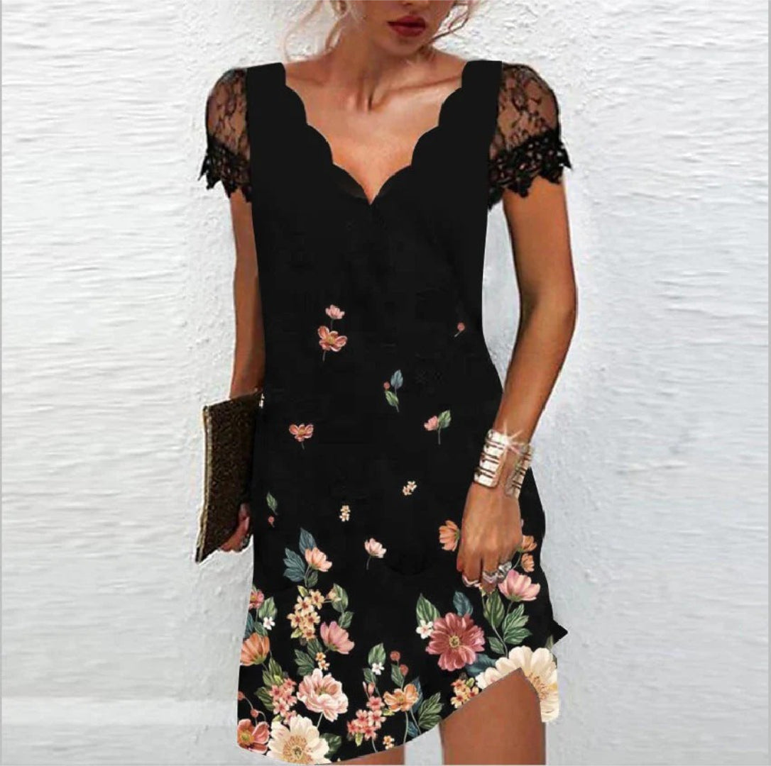 Midi dress with V-neck and short lace sleeves