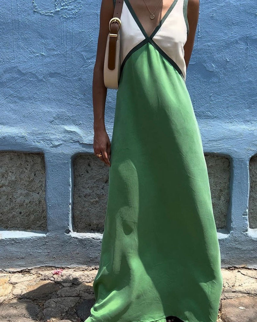 Contrast sleeveless maxi dress with V-neck