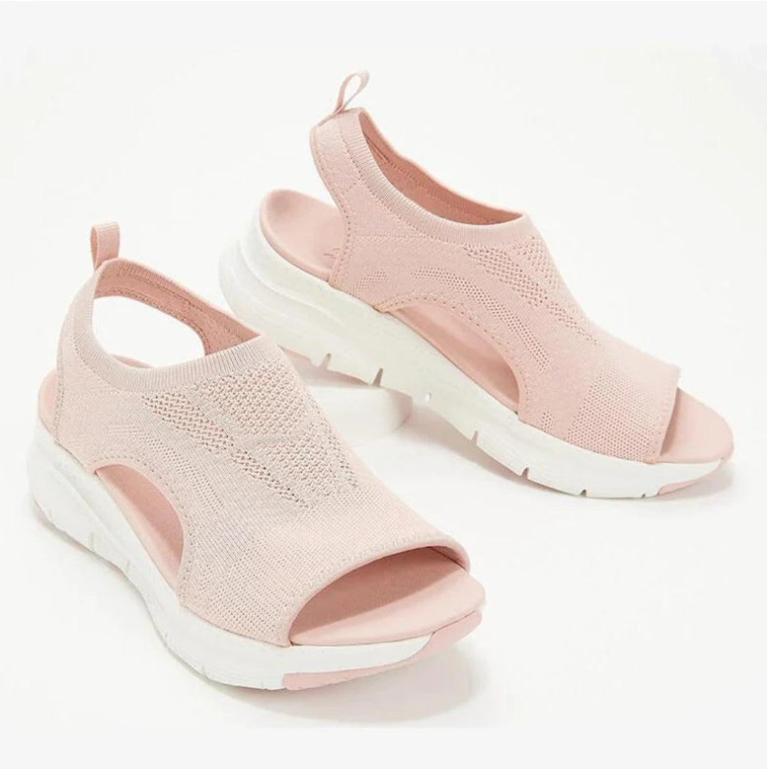 Sporty slip-on knit sandals with open toe