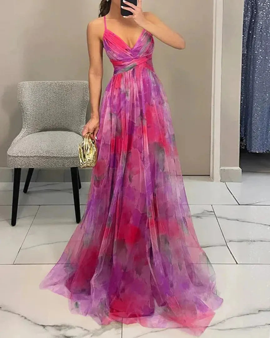 Pleated floral maxi dress with spaghetti straps and V-neckline