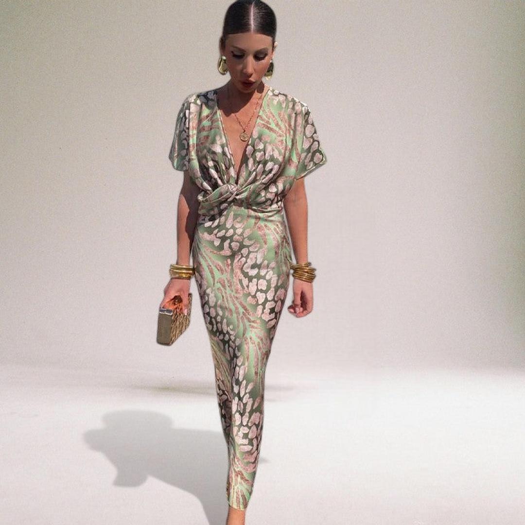 Maxi dress with V-neck and front ruching