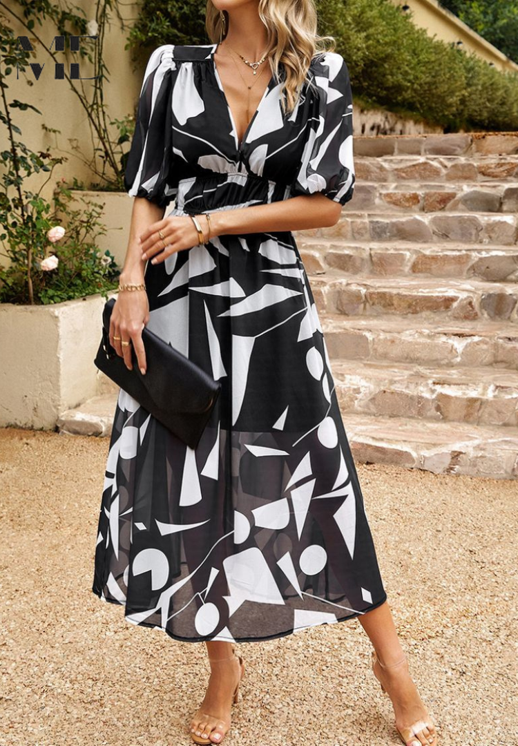 Floral midi dress with V-neckline and puff sleeves