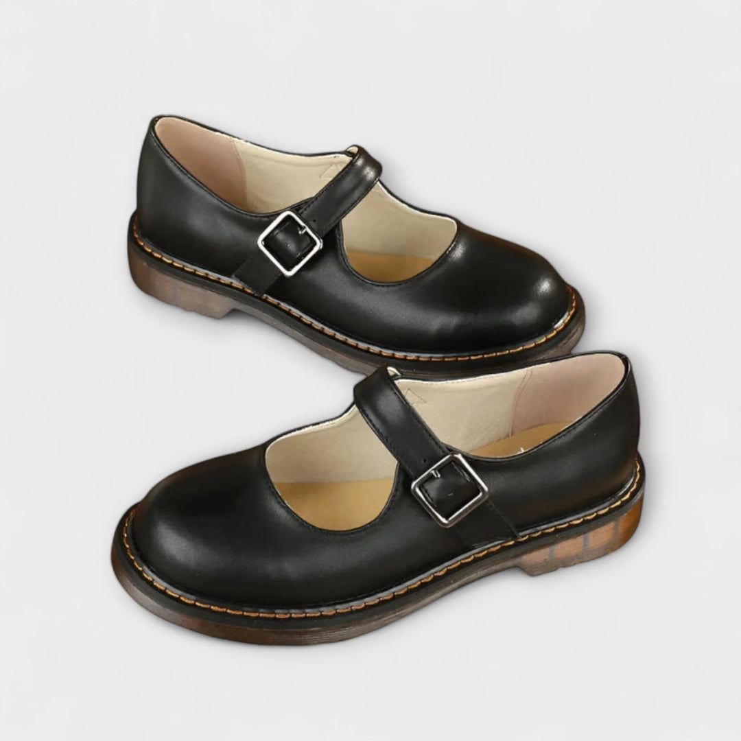 Leather Mary Jane ballerinas with strap and buckle