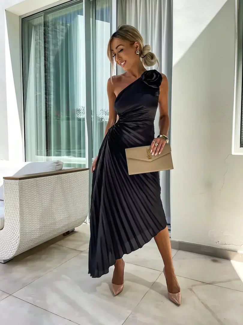 One-shoulder pleated midi dress