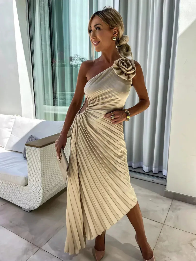 One-shoulder pleated midi dress