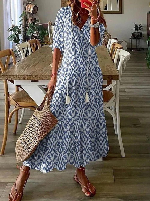 Boho style maxi dress with floral pattern and V-neckline